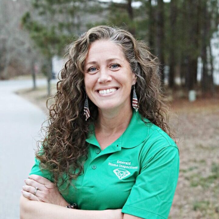 Laura Color Headshot